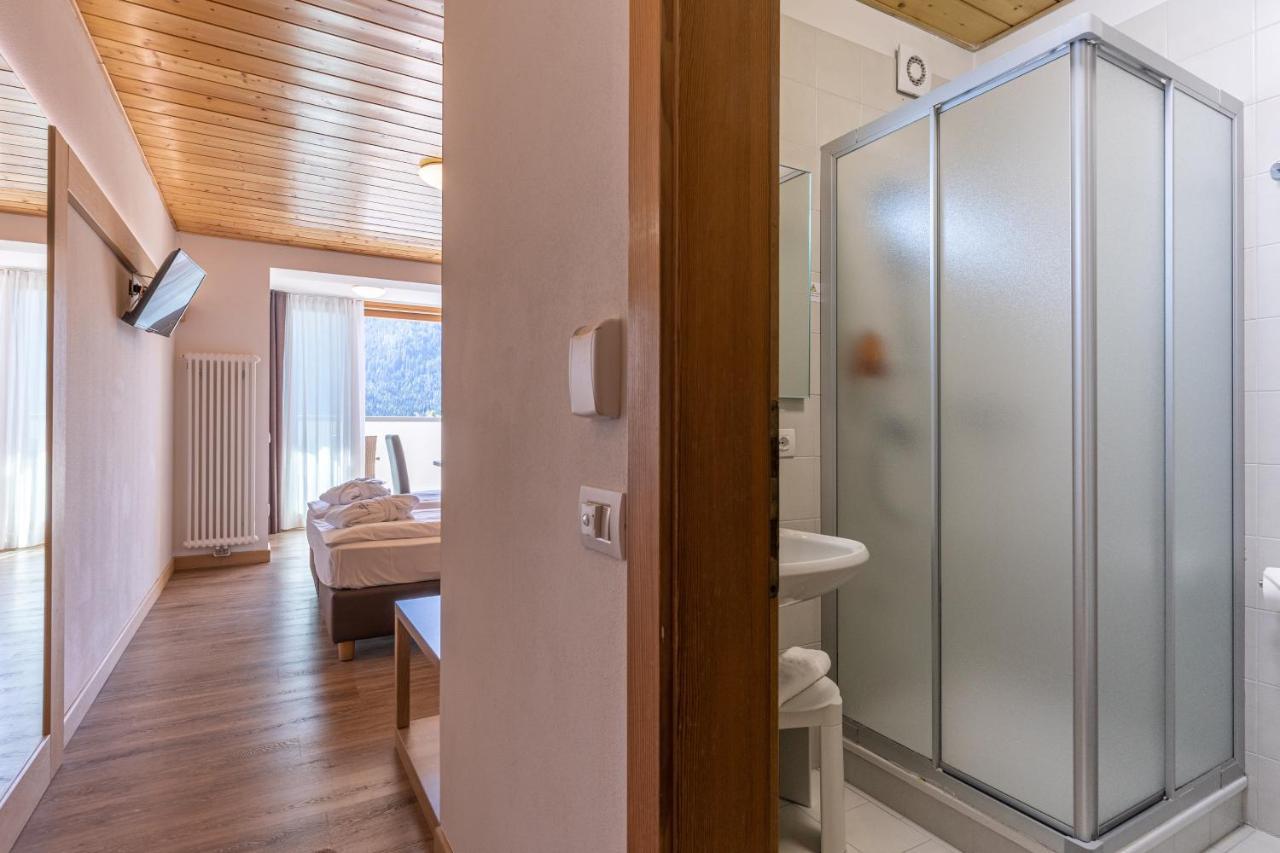Olimpionico Hotel Castello-Molina di Fiemme Eksteriør bilde