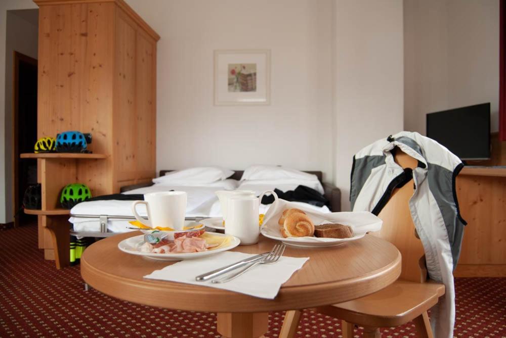 Olimpionico Hotel Castello-Molina di Fiemme Eksteriør bilde